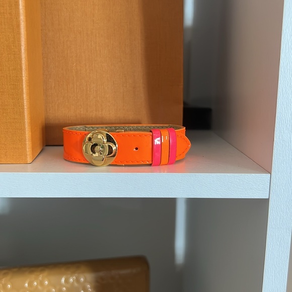 ๐ฅ๐ฅ LOUIS VUITTON orange in leather bracelet - Picture 3 of 6